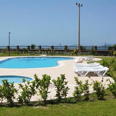 아파트 Beautiful Private In Prime Position With Fabulous Sea Views